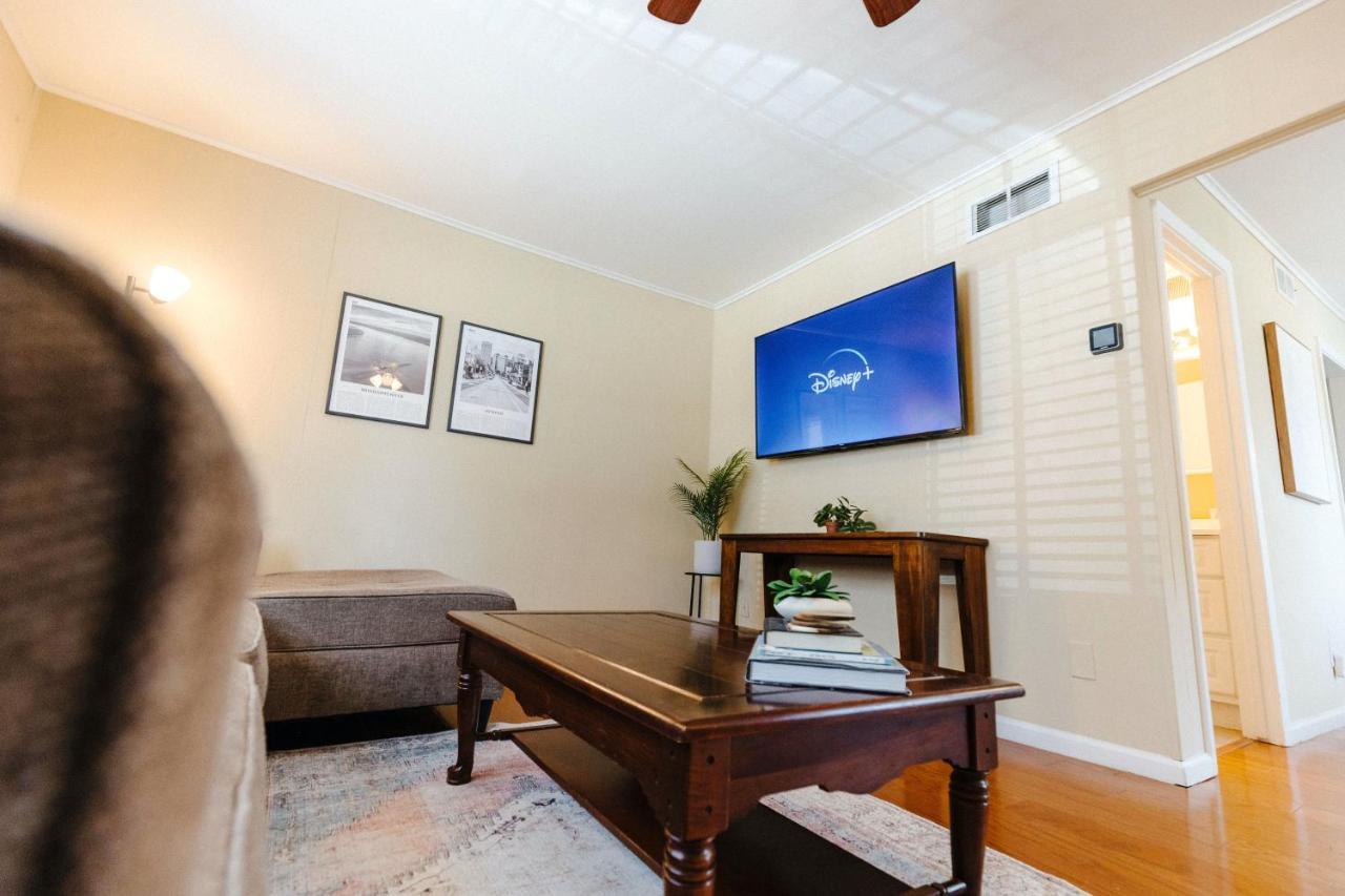 Centrally Located 3Br Overton Square Fast Wifi Free Parking Yes Pets メンフィス エクステリア 写真