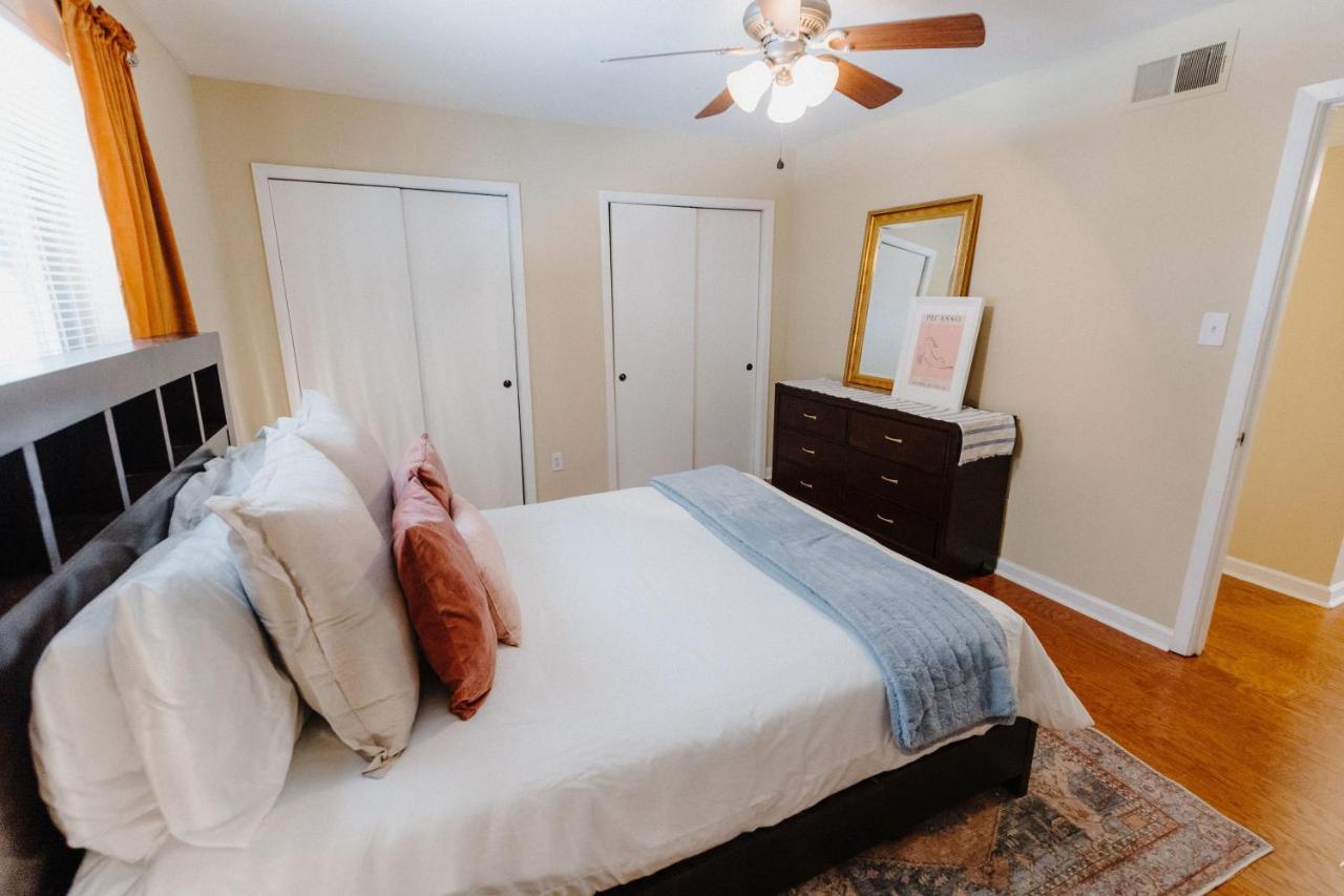Centrally Located 3Br Overton Square Fast Wifi Free Parking Yes Pets メンフィス エクステリア 写真
