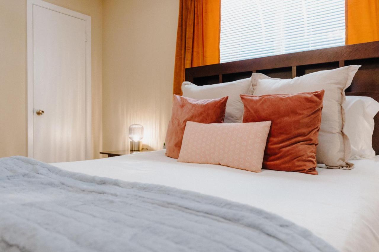 Centrally Located 3Br Overton Square Fast Wifi Free Parking Yes Pets メンフィス エクステリア 写真